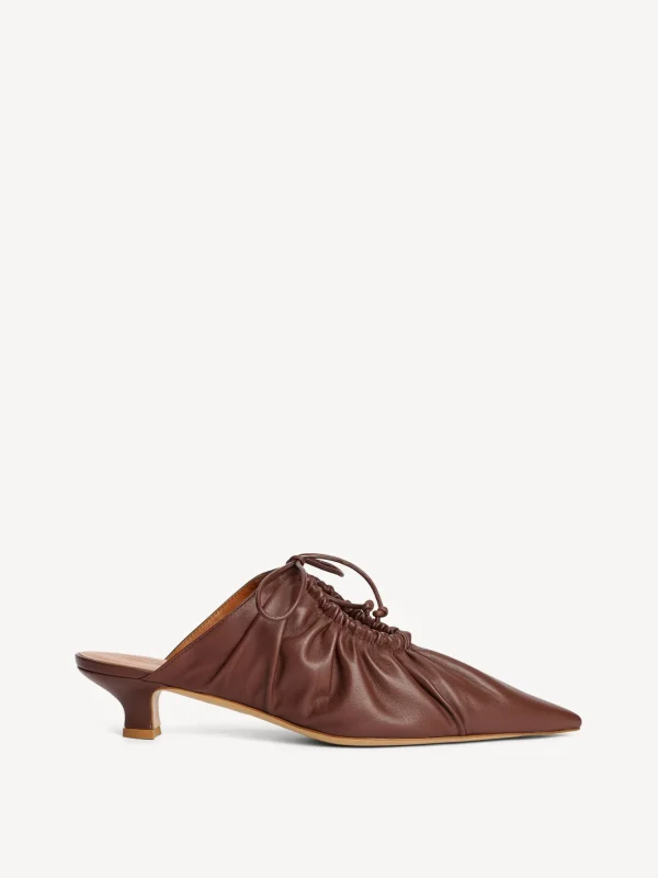 Schuhe^By Malene Birger Masey Mules aus Leder DarkMahogany